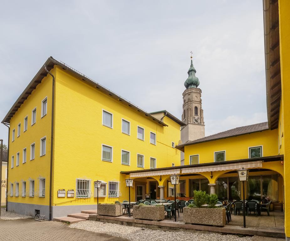 Stiftsgasthof Hochburg Dış mekan fotoğraf